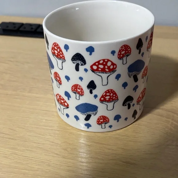 Target Mushroom Pattern Ceramic Mug - Red, Blue, Black - Picture 5 of 6